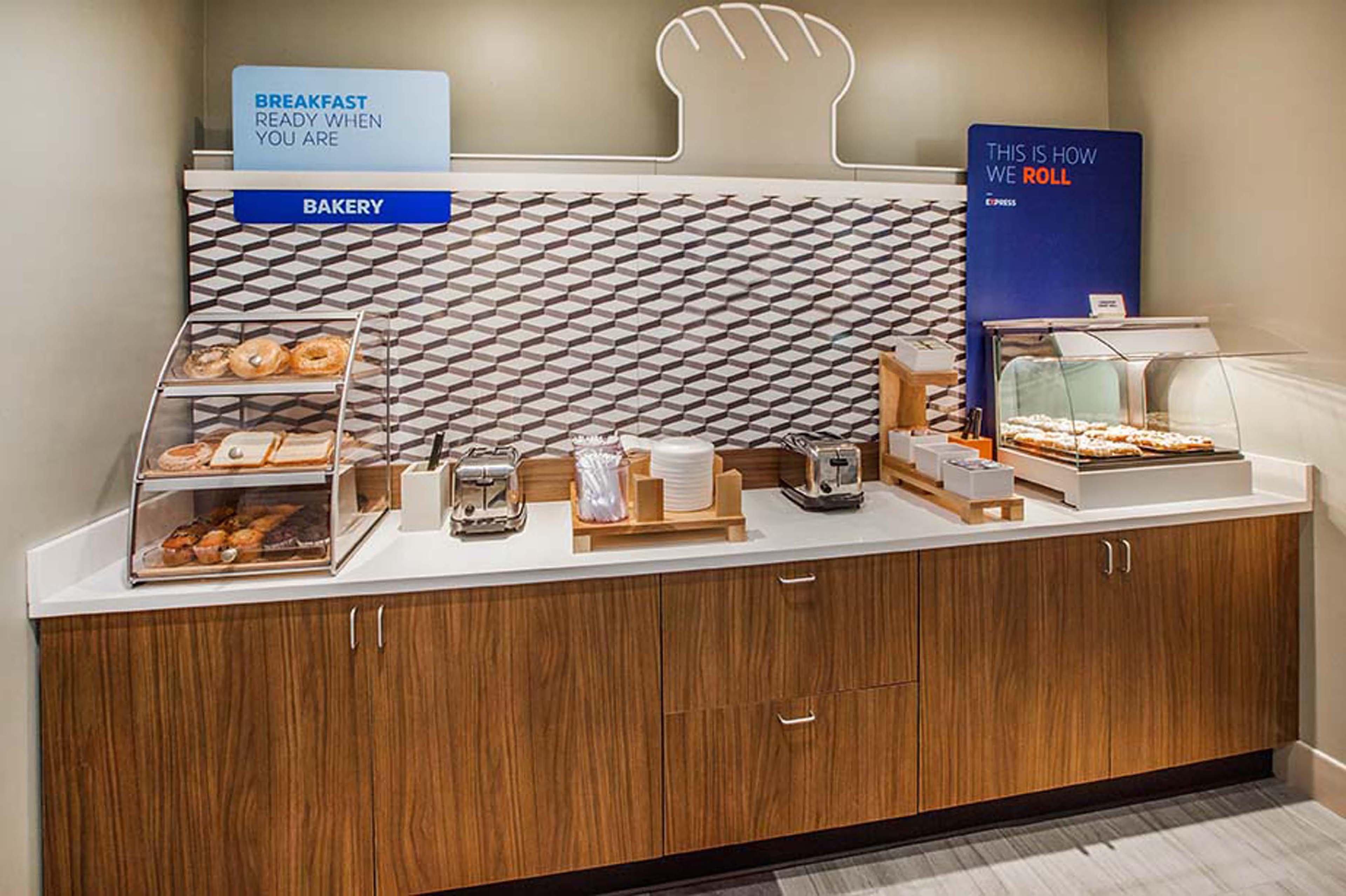 Holiday Inn Express & Suites Kerrville Esterno foto
